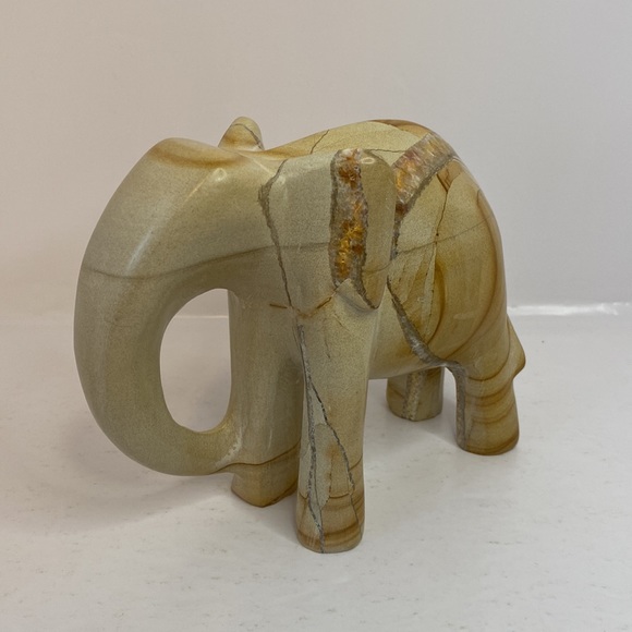 Marble Elephant Statue 5 1/2” Tall Cream Brown - Picture 2 of 12
